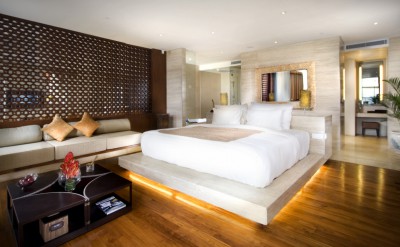 penthouse main bed room