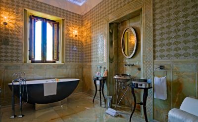 Bathroom---Riad-Prestige