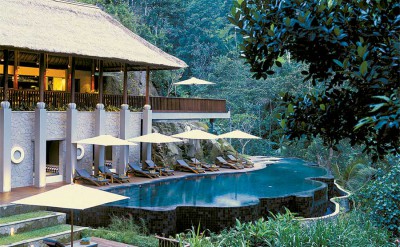 031 - river cafe & spa pool