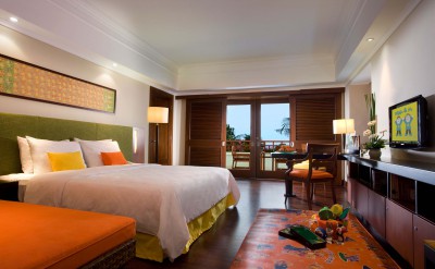 053_FAMILY_ROOM