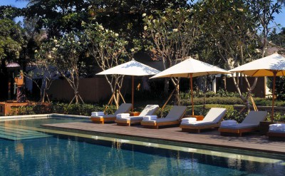 44031037-H1-Pool_-_Landscape