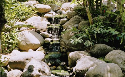 44045031-H1-Waterfall_by_Kemiri