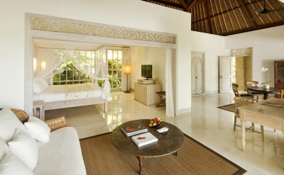 UMA POOL SUITE interior