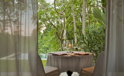 UMA POOL SUITE romantic dinner