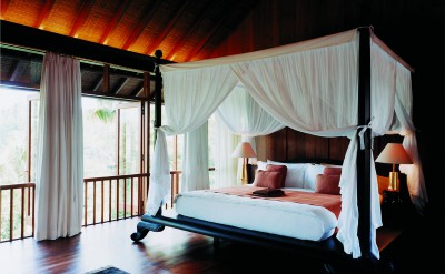 44184078-H1-Uma_Bona_COMO_Suite_Master_Bedroom
