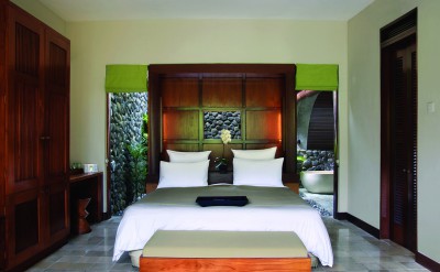 Alila Ubud - Deluxe Room - Bedroom 1