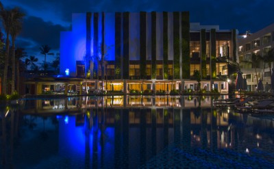 Exterior_Wide_Pool_Night
