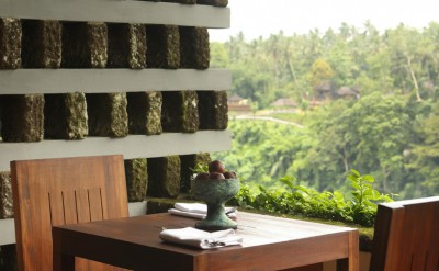alilaubud-rooms-superiorroom-terrace