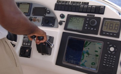 10Onboard navigation system in Sensuelle wheelhouse-Quick Preset_1505x1000