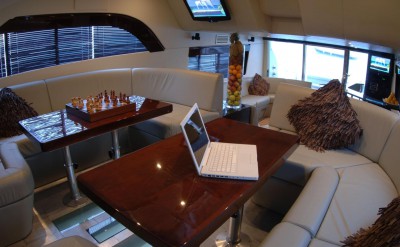 17Wide shot of the the living area-Quick Preset_1505x1000