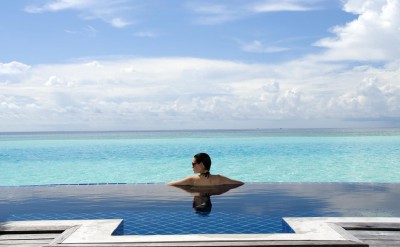 43417148-H1-Anantara_Over_Water_Pool_Villa