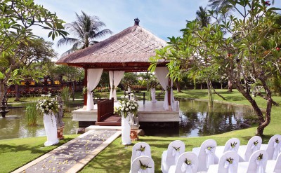Agung Bale Wedding Set Up