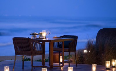 Alila Seminyak - Restaurant Outdoor Romantic Dinner 01