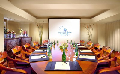 Nusa Penida Boardroom