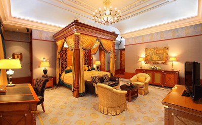 Residence Master Bed Room