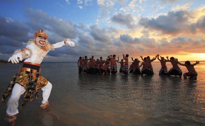 theme party entertainment - kecak anoman