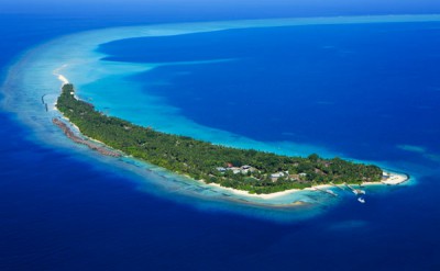 003-Kuramathi-Aerial