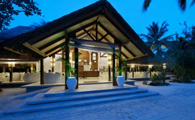 006-Reception