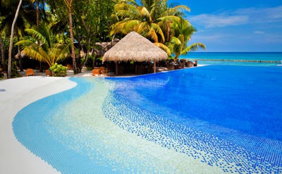 008-Infinity-Pool