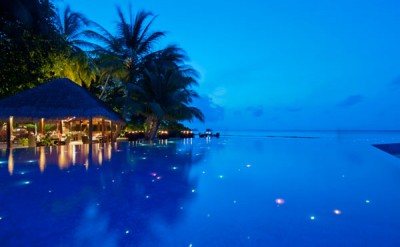 011-Infinity-Pool