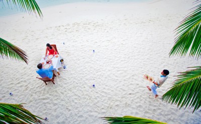 017-Beach-Dinner