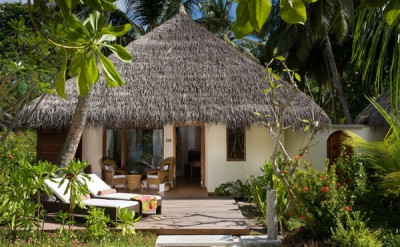 018-Deluxe-Beach-Villa-with-Jacuzzi