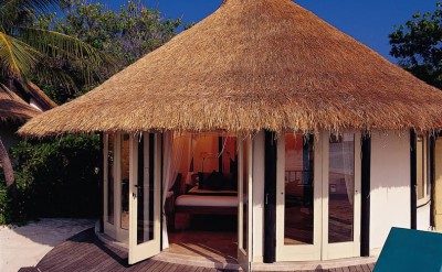 25557246-H1-BTMV_GuestRoom_DeluxeOceanviewVilla_ExteriorView