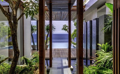 Hi_AULU_57449199_Pathway_to_Balcony