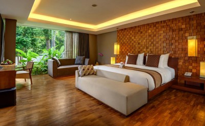 Hi_AULU_65367005_Three_Bedroom_Garden_Pool_Villa_Master_Bedroom